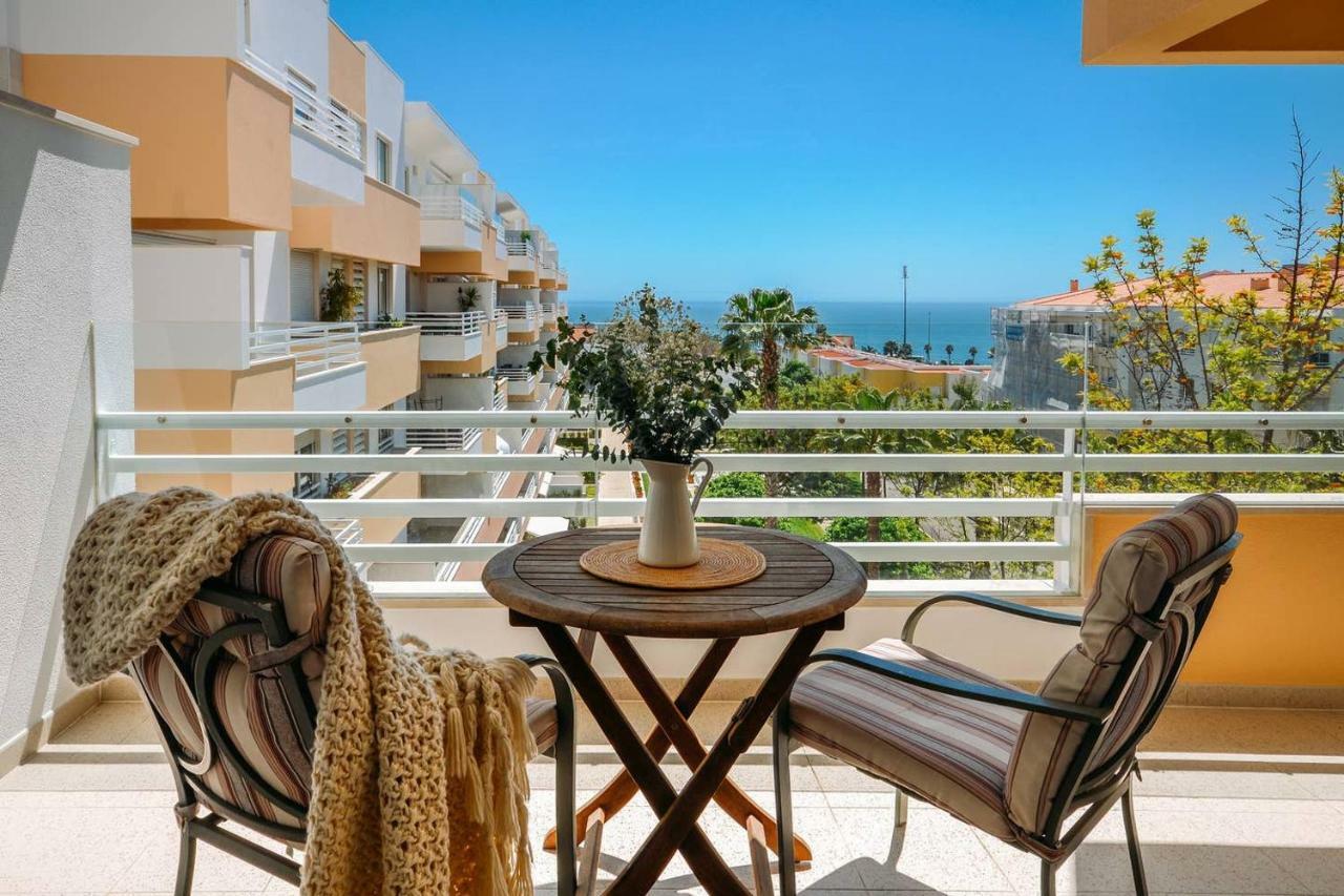 Fantastic Seaside Family Apartment With Pool Parede Zewnętrze zdjęcie