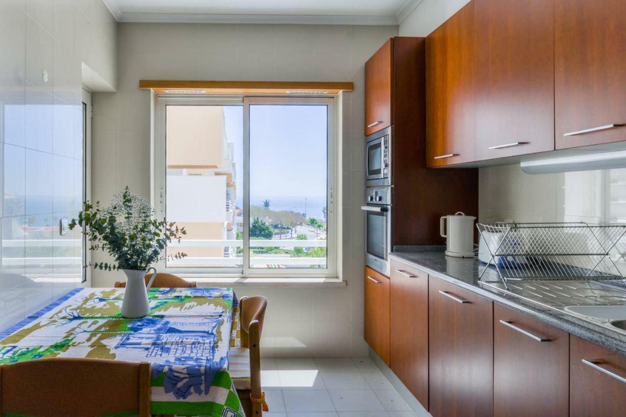 Fantastic Seaside Family Apartment With Pool Parede Zewnętrze zdjęcie