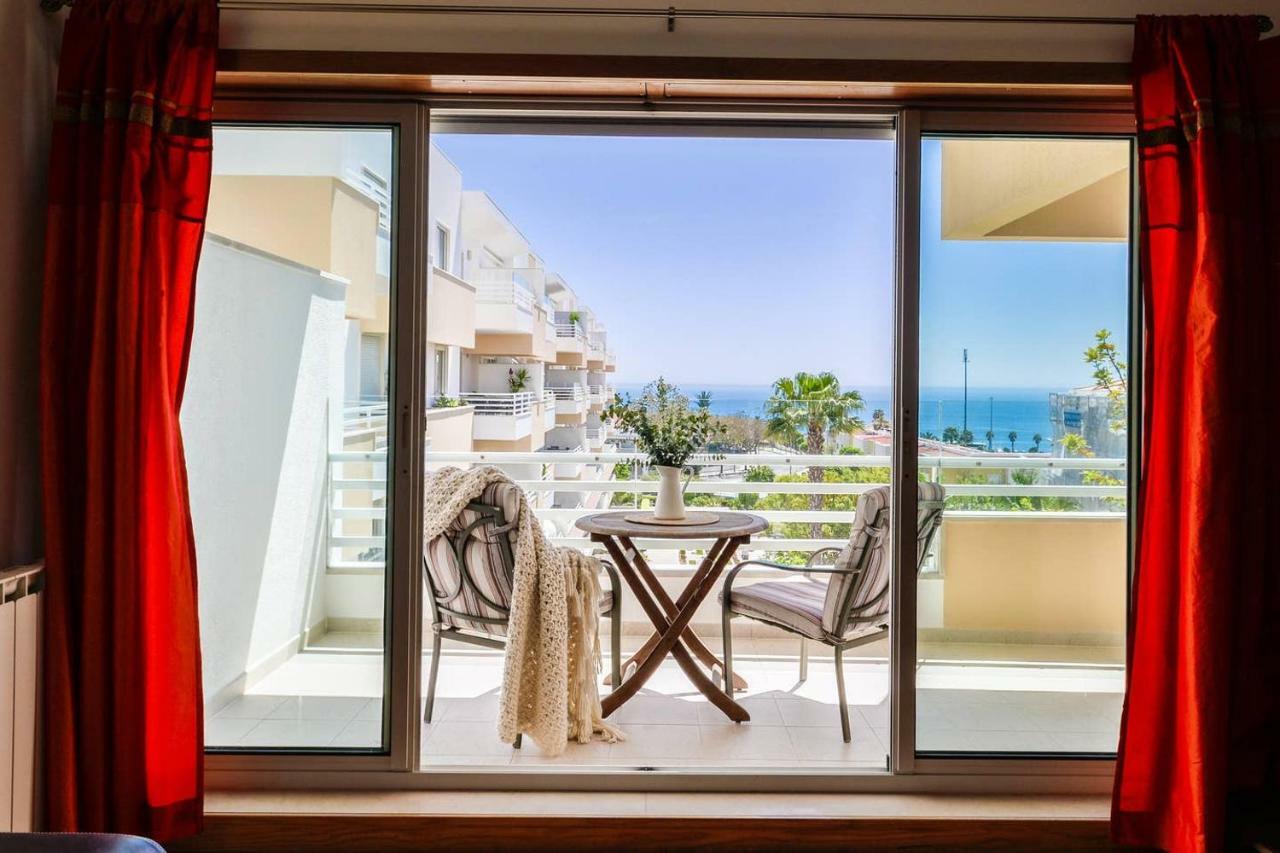 Fantastic Seaside Family Apartment With Pool Parede Zewnętrze zdjęcie