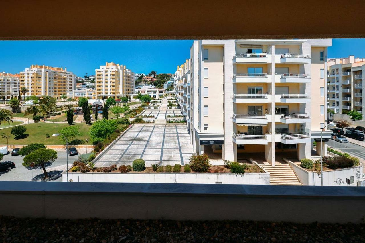 Fantastic Seaside Family Apartment With Pool Parede Zewnętrze zdjęcie