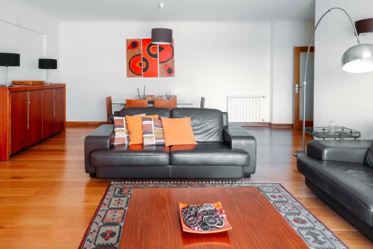 Fantastic Seaside Family Apartment With Pool Parede Zewnętrze zdjęcie