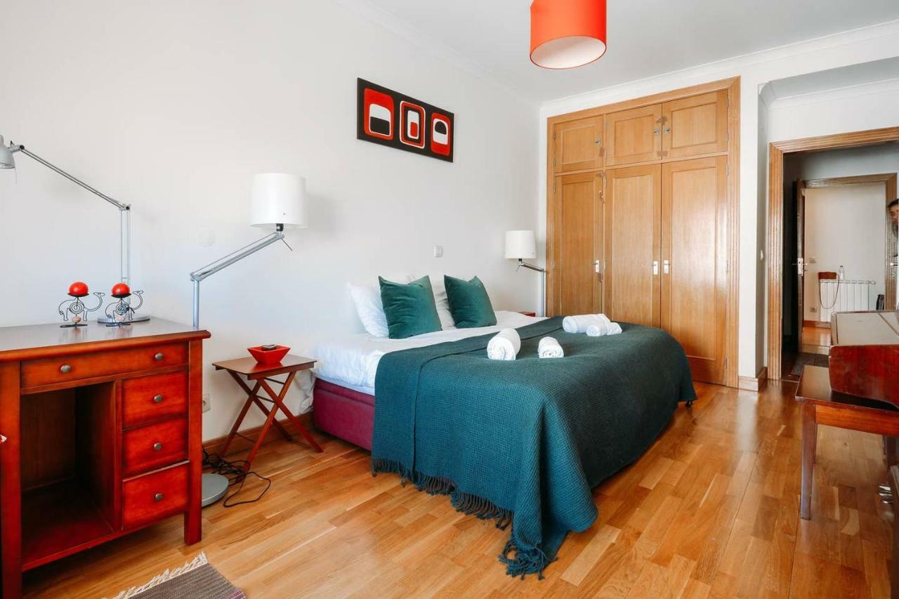 Fantastic Seaside Family Apartment With Pool Parede Zewnętrze zdjęcie